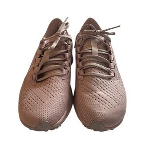 NIKE Air Zoom Pegasus Running Shoes 38 White & Barely Rose - Size 9.5 Medium